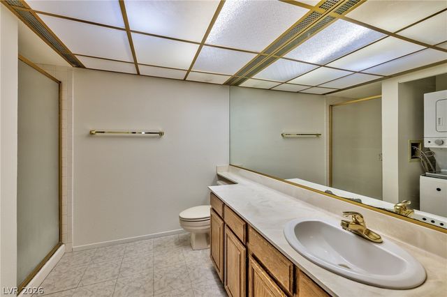 1751 East Reno Avenue 122, Las Vegas, NV 89119