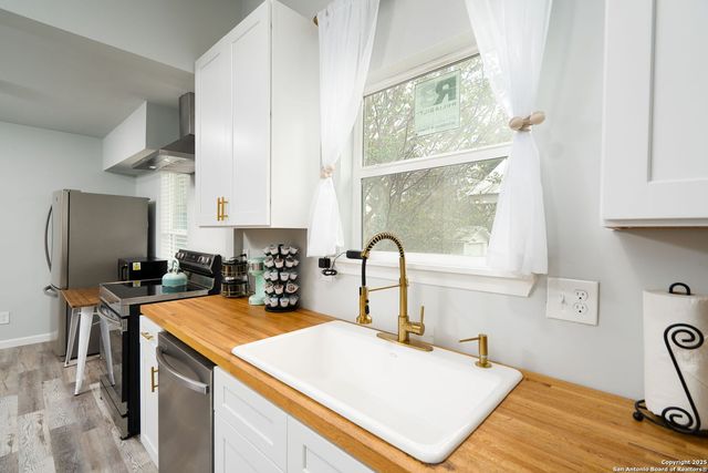 114 Dilworth, San Antonio, TX 78203