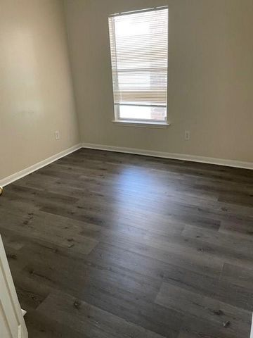 7615 Jonathon Court, Houston, TX 77489