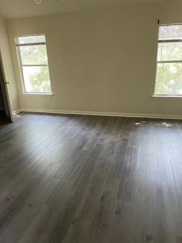 7615 Jonathon Court, Houston, TX 77489