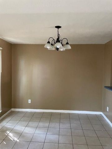 7615 Jonathon Court, Houston, TX 77489