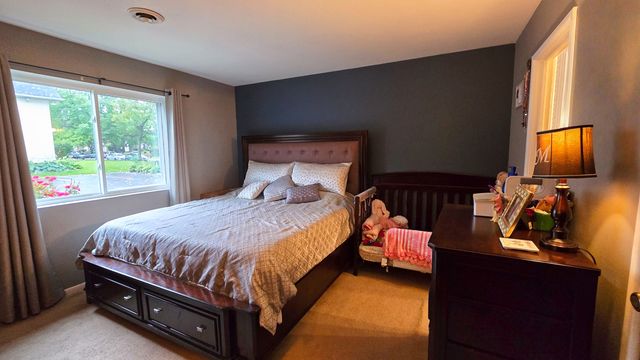 9601 S Karlov Avenue 104, Oak Lawn, IL 60453