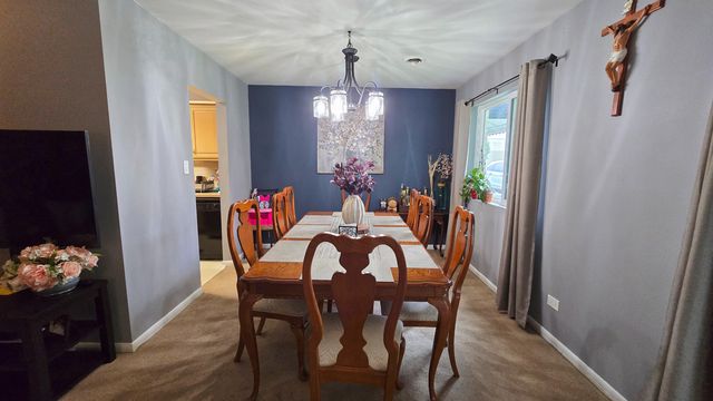 9601 S Karlov Avenue 104, Oak Lawn, IL 60453