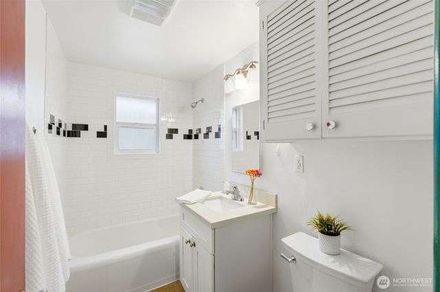 7525 Beverly Lane, Everett, WA 98203