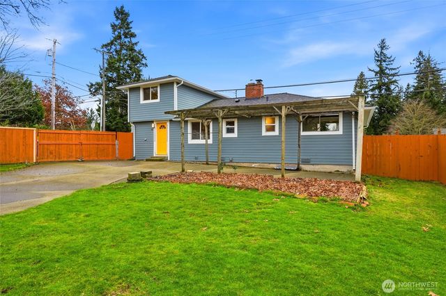 7525 Beverly Lane, Everett, WA 98203
