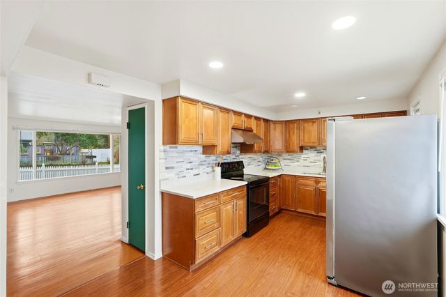 7525 Beverly Lane, Everett, WA 98203