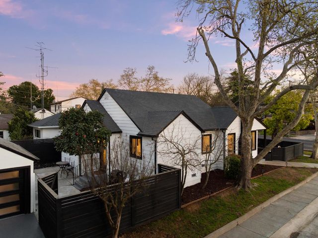 5401 J St, Sacramento, CA 95819