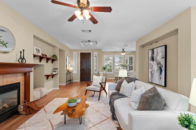 101 Vinca DR, Georgetown, TX 78633