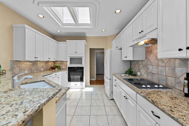 101 Vinca DR, Georgetown, TX 78633