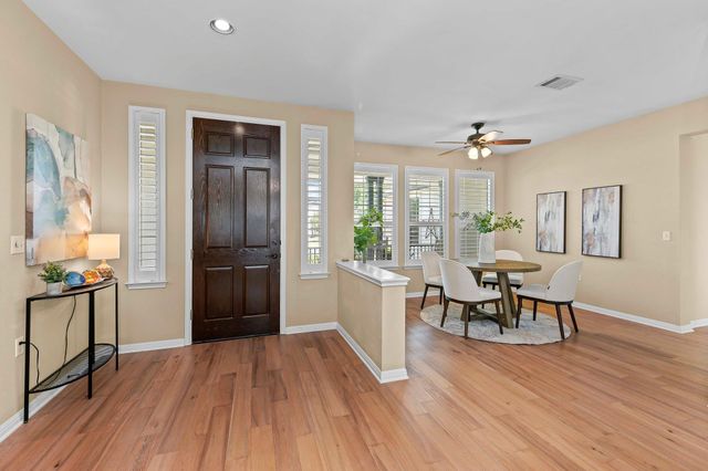 101 Vinca DR, Georgetown, TX 78633