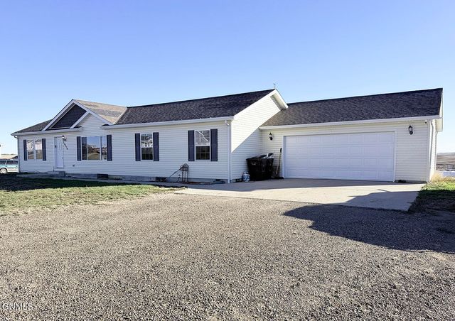 12218 Buffalo Hills Drive, Watford City, ND 58854 property photo