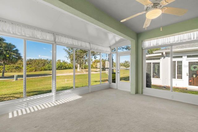 1226 LYNDHURST GREENS DRIVE 11, Sun City Center, FL 33573