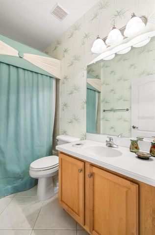 1226 LYNDHURST GREENS DRIVE 11, Sun City Center, FL 33573