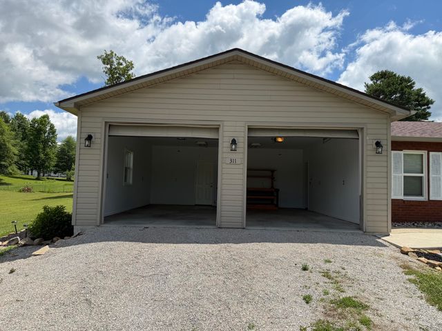 311 Silver Eagle Drive, London, KY 40744