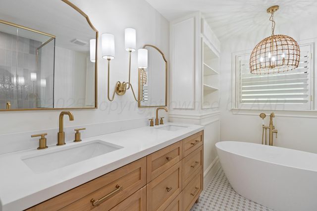 3804 DORIS Drive, Amarillo, TX 79109