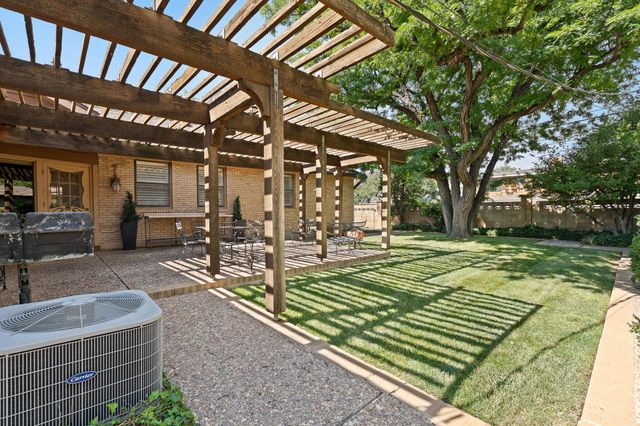 3804 DORIS Drive, Amarillo, TX 79109