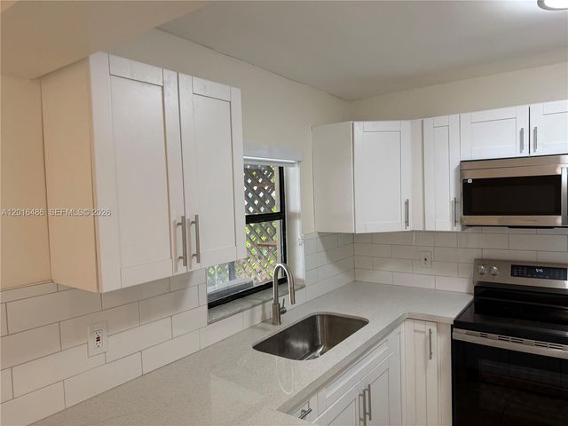6640 W 24th Ct 25-106, Hialeah, FL 33016