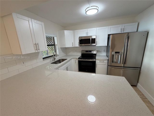 6640 W 24th Ct 25-106, Hialeah, FL 33016