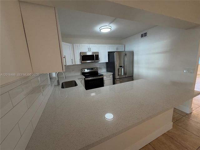 6640 W 24th Ct 25-106, Hialeah, FL 33016