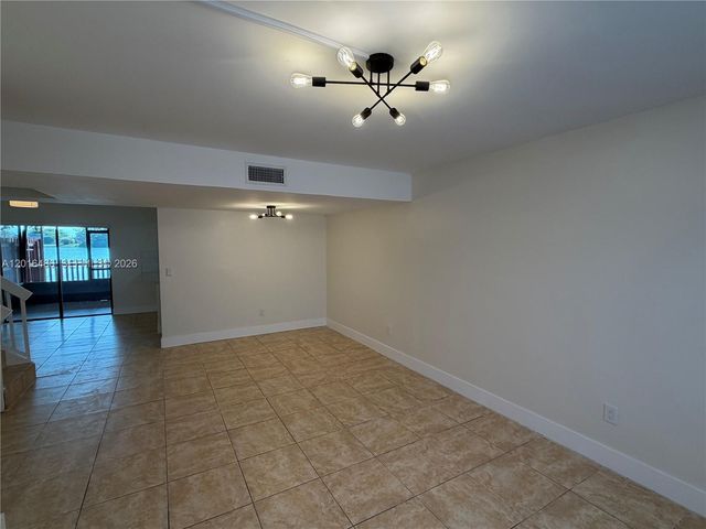 6640 W 24th Ct 25-106, Hialeah, FL 33016