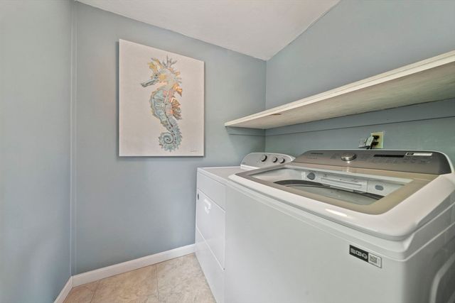 6 Country Way, Marshfield, MA 02050