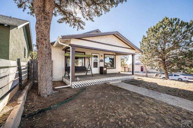 1302 E 10th St, Pueblo, CO 81001