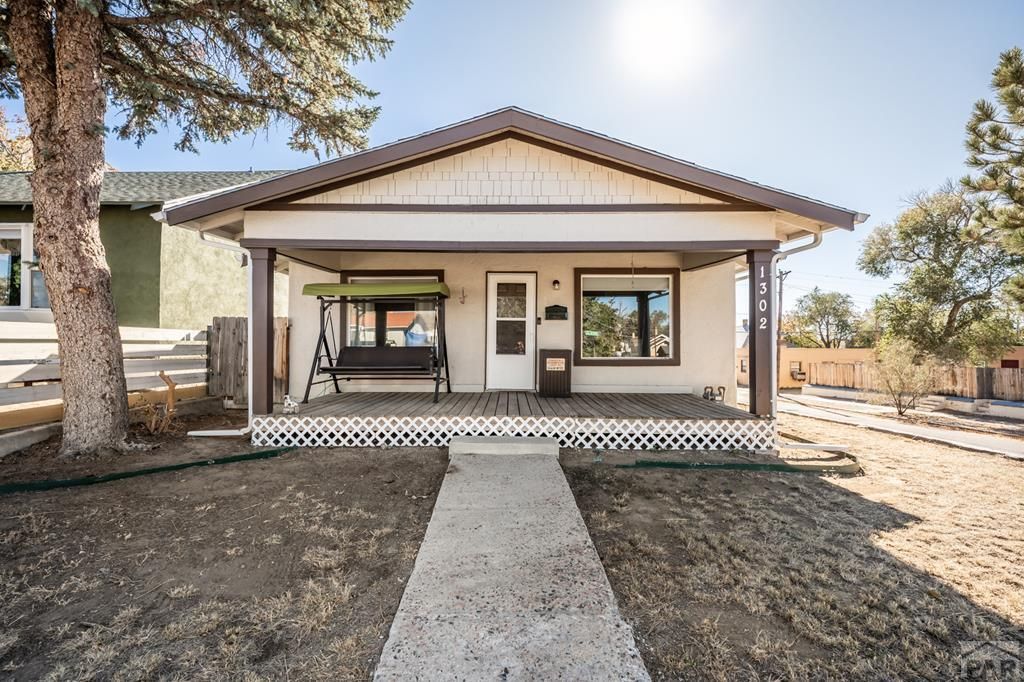 1302 E 10th St, Pueblo, CO 81001