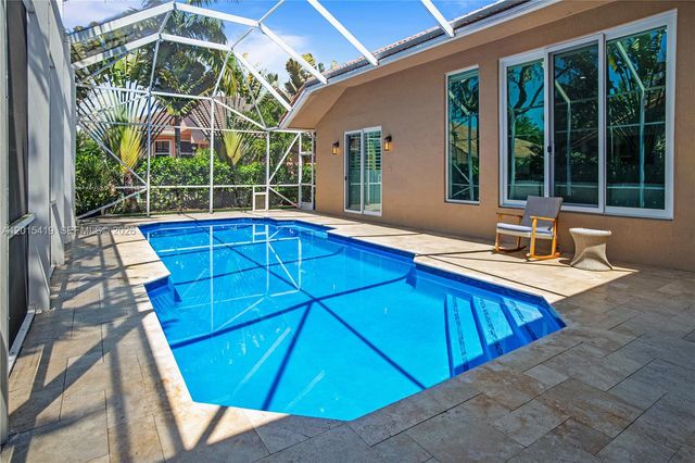 8146 N Savannah Cir, Davie, FL 33328