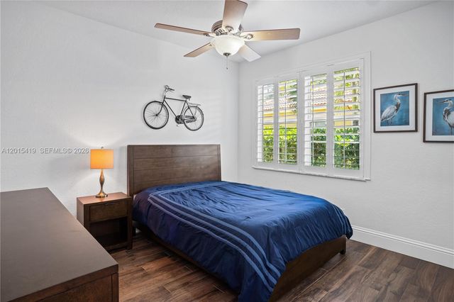 8146 N Savannah Cir, Davie, FL 33328