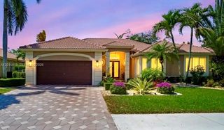 8146 N Savannah Cir, Davie, FL 33328