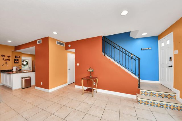 11201 Lynbrook Drive 3203, Houston, TX 77042