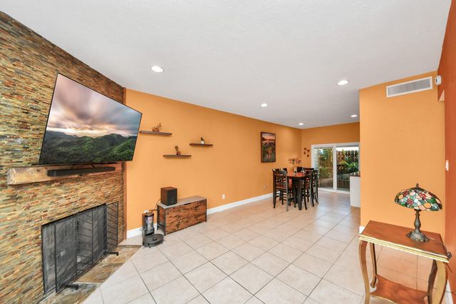 11201 Lynbrook Drive 3203, Houston, TX 77042
