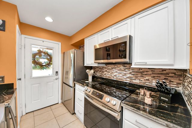 11201 Lynbrook Drive 3203, Houston, TX 77042