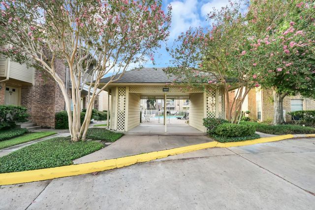 11201 Lynbrook Drive 3203, Houston, TX 77042