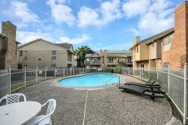 11201 Lynbrook Drive 3203, Houston, TX 77042