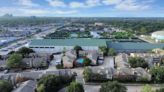 11201 Lynbrook Drive 3203, Houston, TX 77042