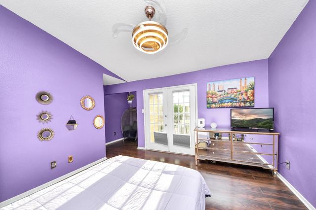 11201 Lynbrook Drive 3203, Houston, TX 77042