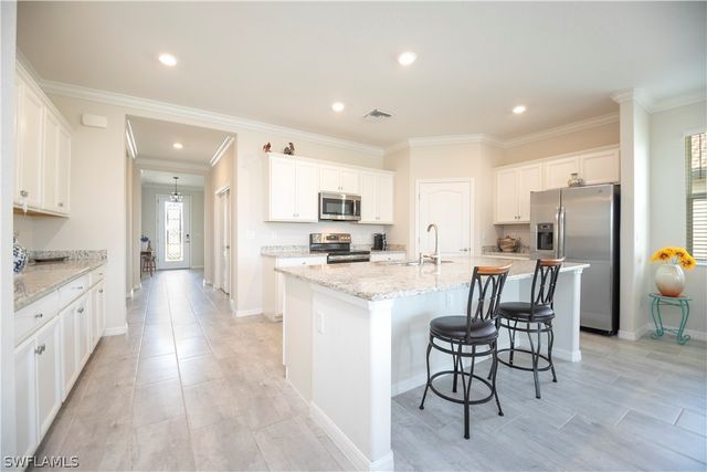 2075 Parson ST, Naples, FL 34120