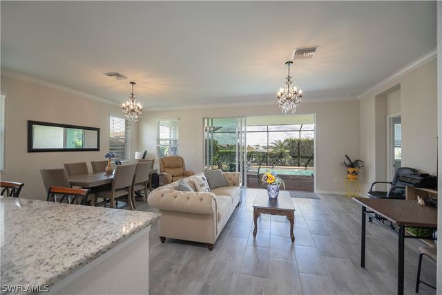 2075 Parson ST, Naples, FL 34120