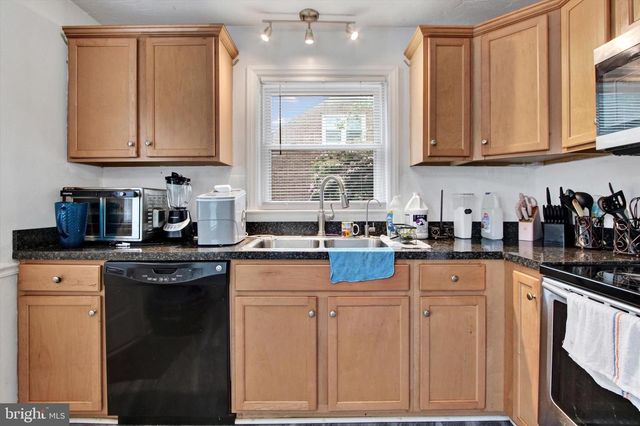 177 S 6TH ST, Mount Wolf, PA 17347