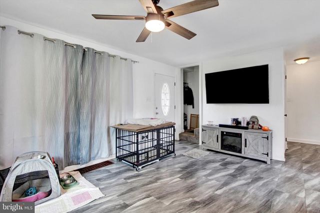 177 S 6TH ST, Mount Wolf, PA 17347