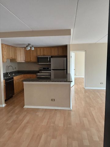 2015 S Finley Road 209, Lombard, IL 60148