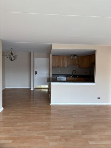 2015 S Finley Road 209, Lombard, IL 60148