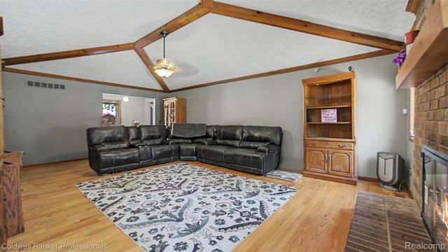 14446 Longview Drive, Sterling Heights, MI 48313