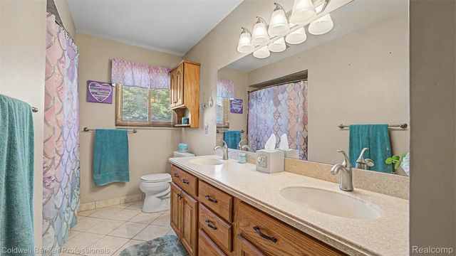 14446 Longview Drive, Sterling Heights, MI 48313