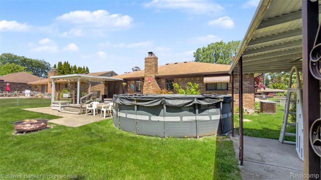 14446 Longview Drive, Sterling Heights, MI 48313