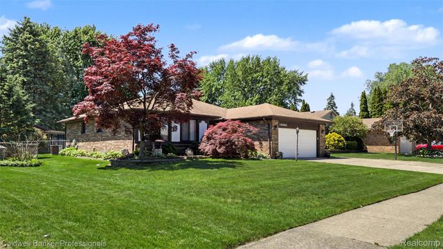 14446 Longview Drive, Sterling Heights, MI 48313