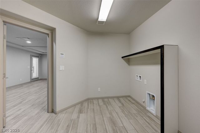 5952 Brimstone Hill Avenue, Las Vegas, NV 89141
