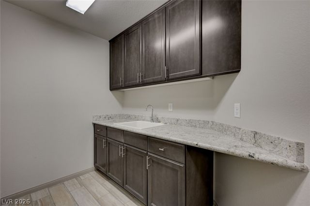 5952 Brimstone Hill Avenue, Las Vegas, NV 89141
