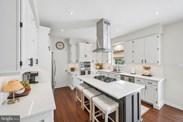 309 BUTTERNUT LN, Collegeville, PA 19426